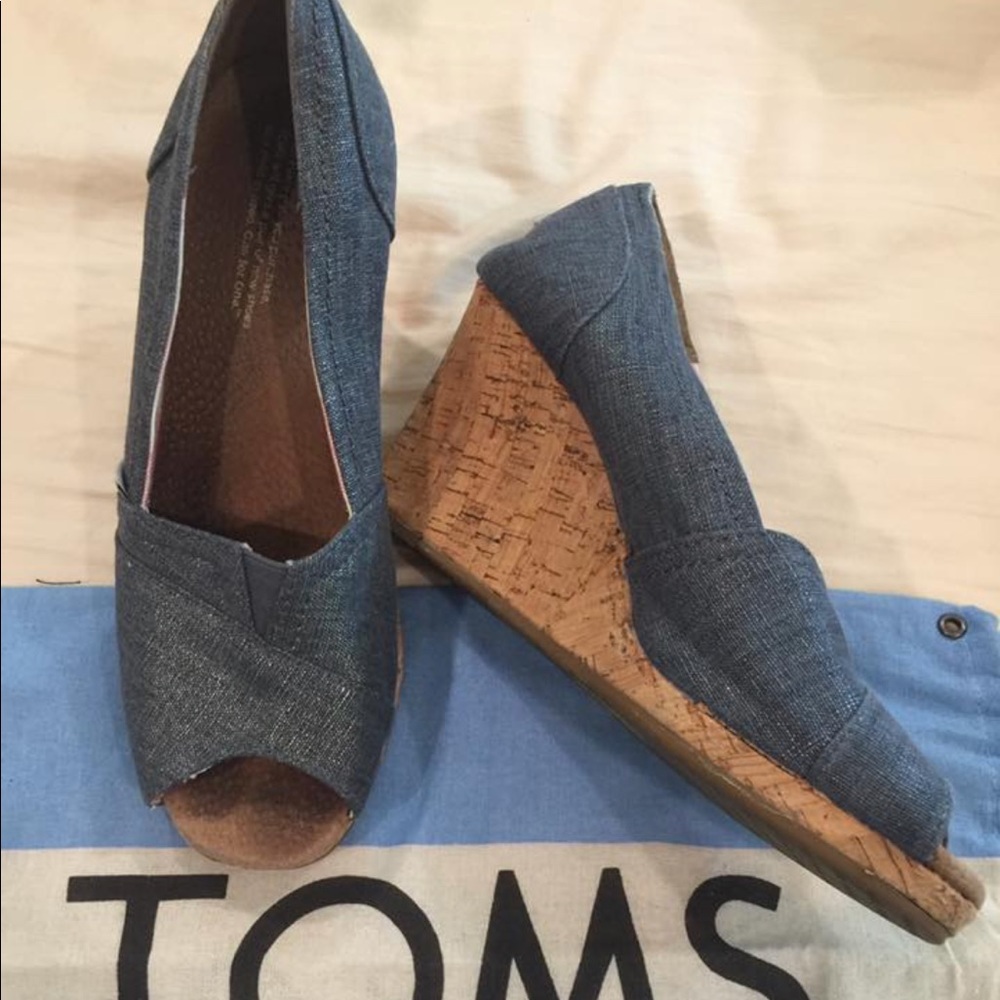 Toms Wedges